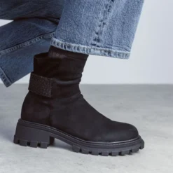 Arilen Black Alcantara -Step In Trendy Style arilen black alcantara p13729 92444 medium