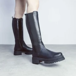 Linnea Black Leather -Step In Trendy Style linnea black leather p13849 92441 medium